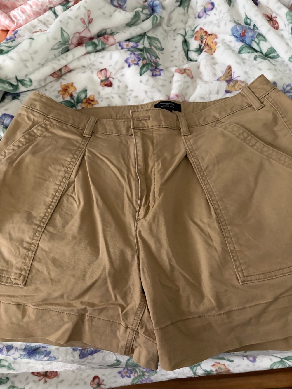 Banana Republic chino shorts